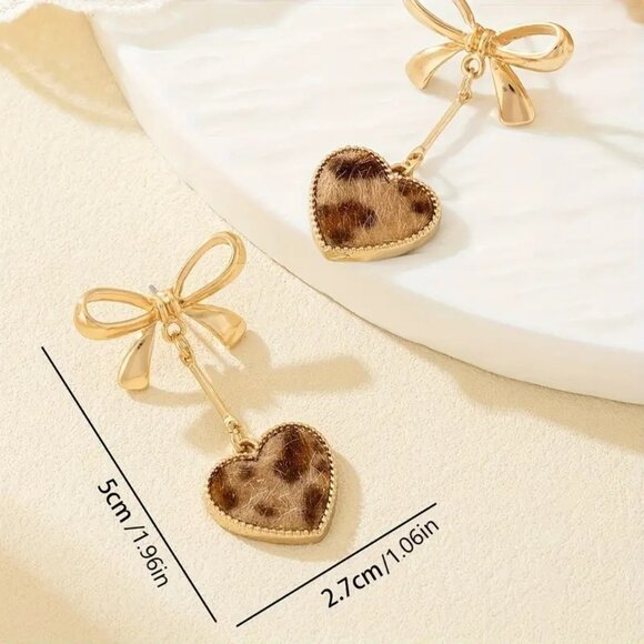 Heart-Shaped Leopard Print Drop Earrings With Bow Design - Gold Plated Statement - Picture 3 of 3